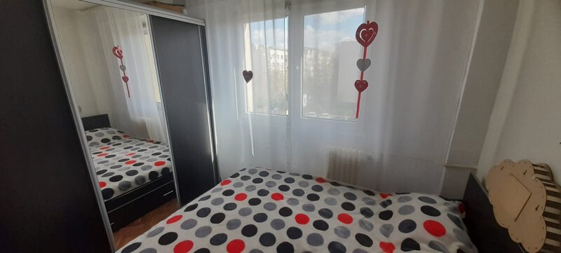 Drumul Taberei. Piata Valea Ialomitei